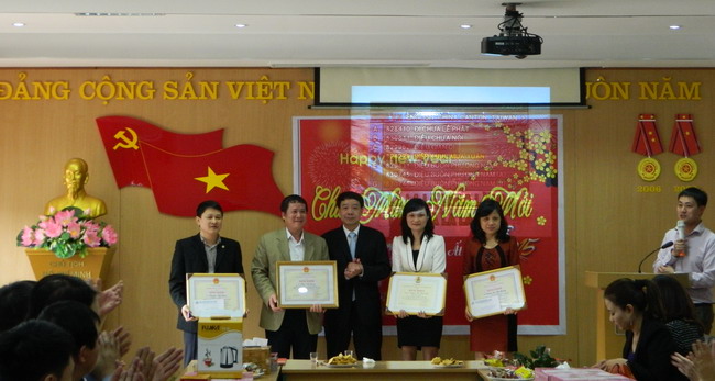 Các cá nhân nhận Bằng khen của Bộ Công Thương và Tổng LĐLĐ Việt Nam năm 2014